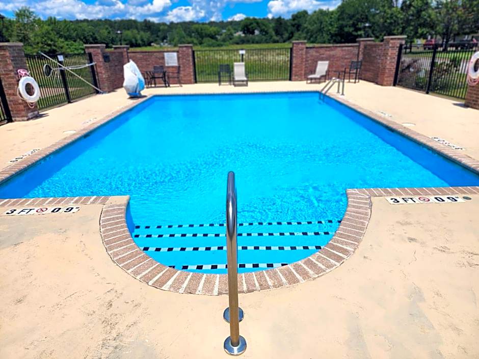 Holiday Inn Express and Suites Heber Springs By IHG
