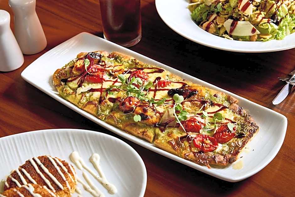 Renaissance by Marriott Indianapolis North Hotel