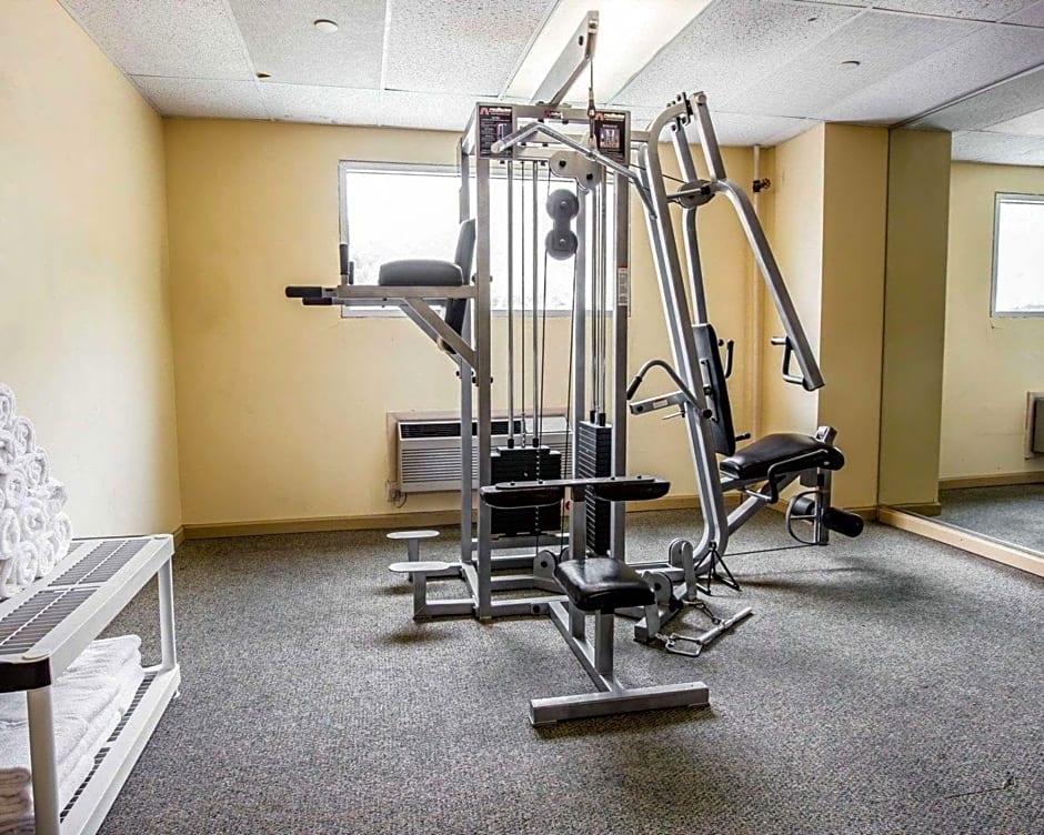 Quality Inn & Suites - Greensboro-High Point