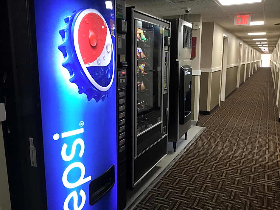 Super 8 by Wyndham South Holland