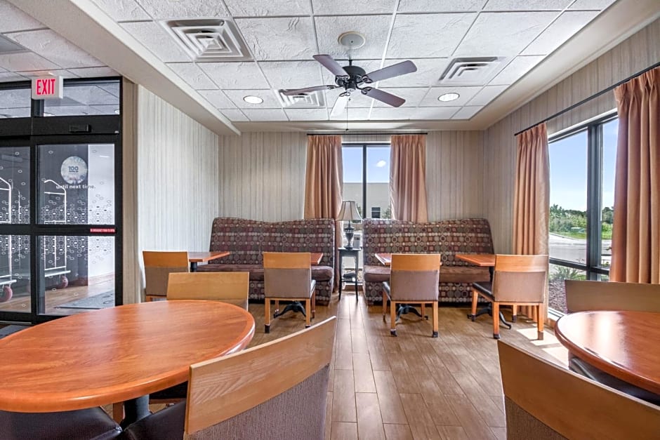Hampton Inn Derby-Wichita Southeast