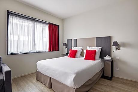 Superior Studio (3 Adults)