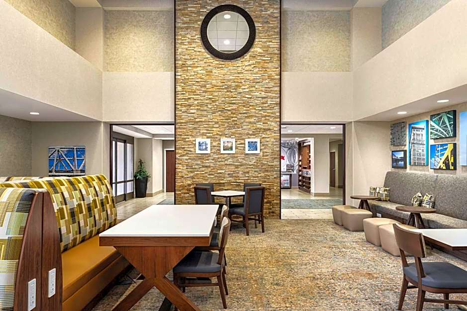 Hampton Inn By Hilton & Suites Pittsburgh/Waterfront-West Homestead