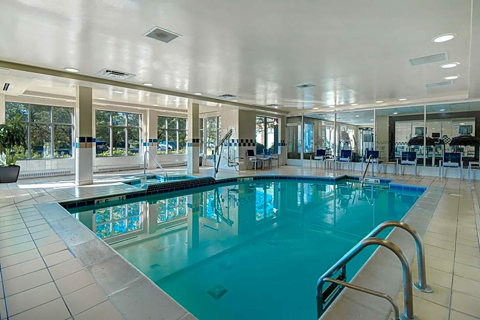 Hilton Garden Inn Detroit Metro Airport