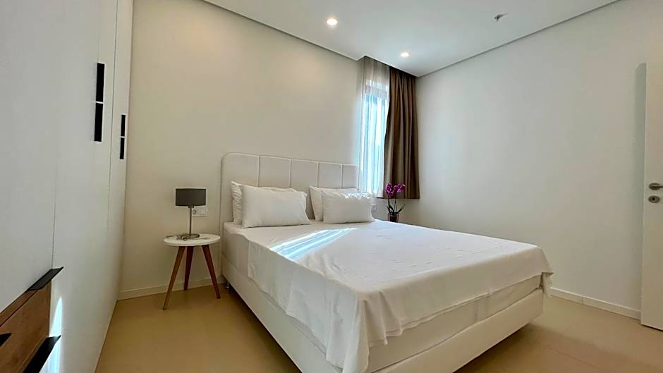 Sunraf Luxe Apartments