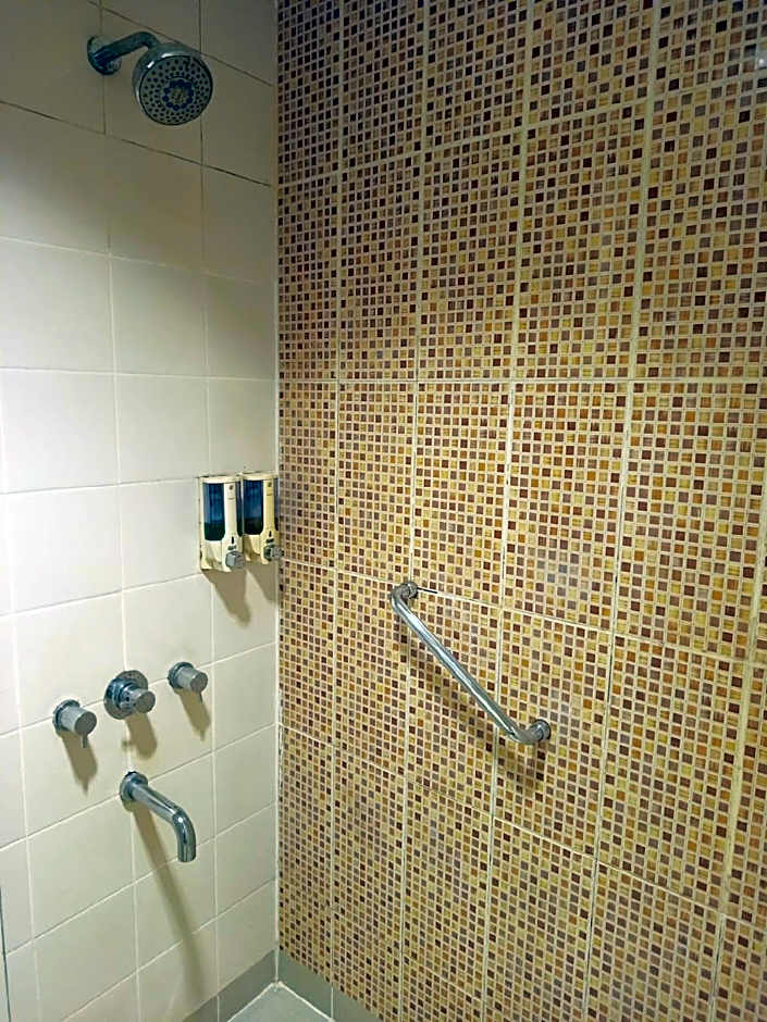 Amaris Hotel Panglima Polim 2