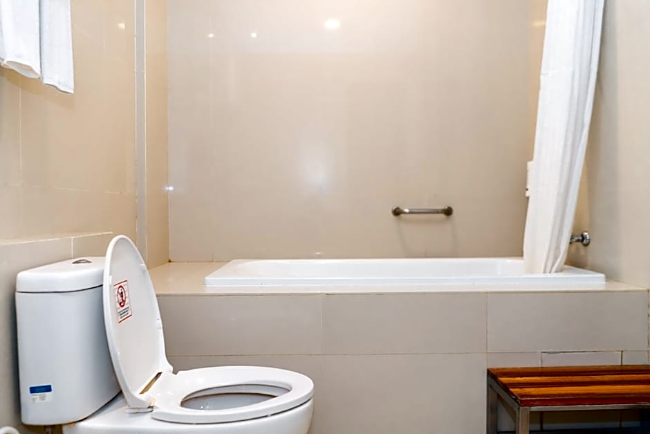 Sparks Odeon Sukabumi, ARTOTEL Curated