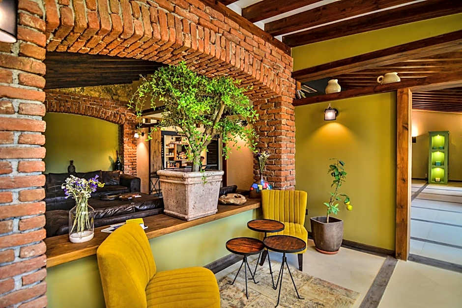 Zornitza Family Estate Relais & Chateaux