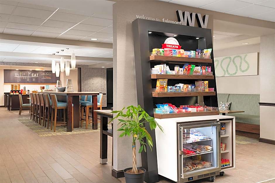 Hampton Inn Fairmont