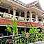 Taman Teratai Hotel
