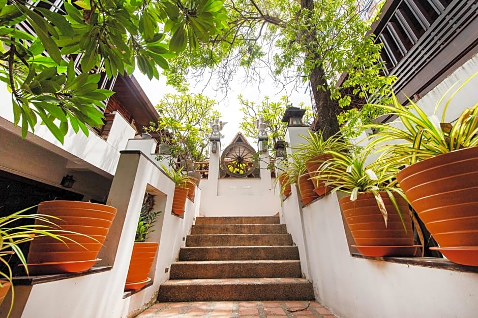 Yotaka Boutique Hotel