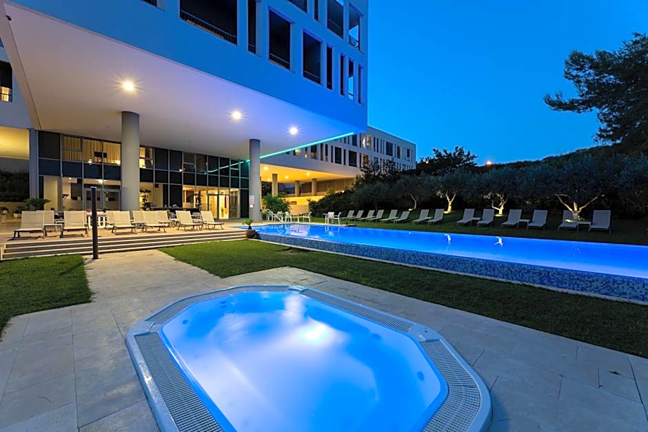 Hotel Salona Palace