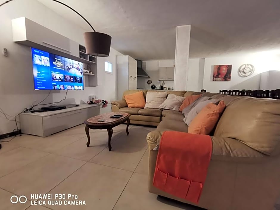 villa di charme con piscina e jacuzzi tra Roma e Viterbo