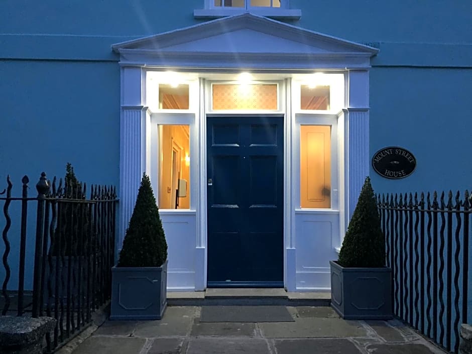 Mount Street House