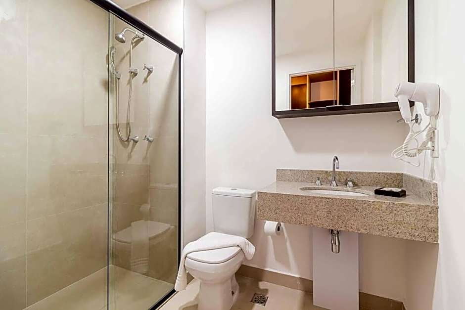 BHomy Brooklin - 300m a pé do metrô LAC210