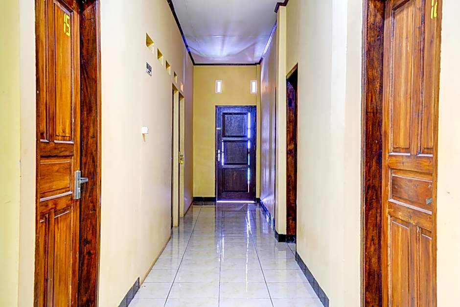 OYO 113676 Wisma Al-fahmi Syariah