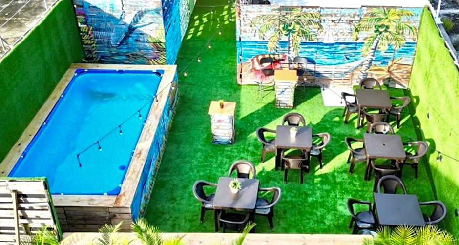 Hotel Tau Art Residence
