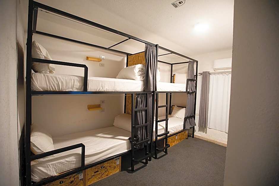 Nomads Hotel