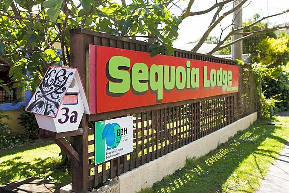 Sequoia Lodge Backpackers