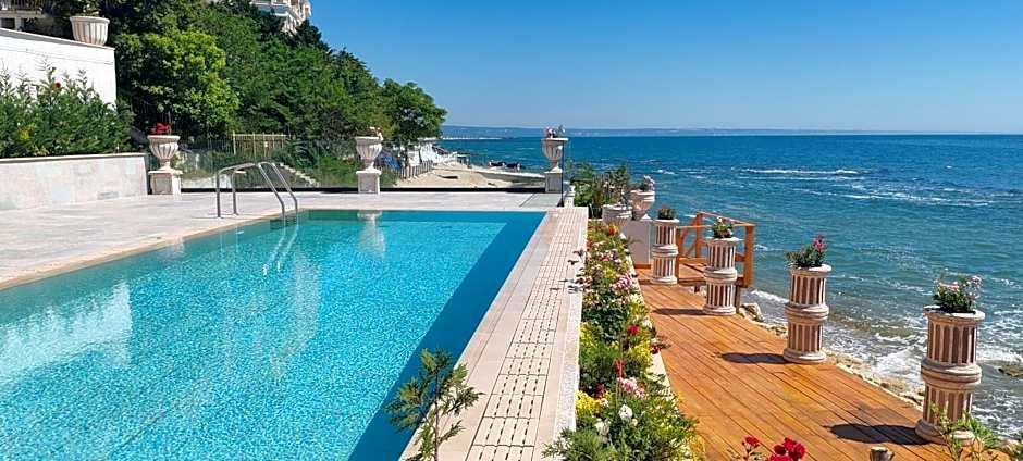 Sea Point La Mer