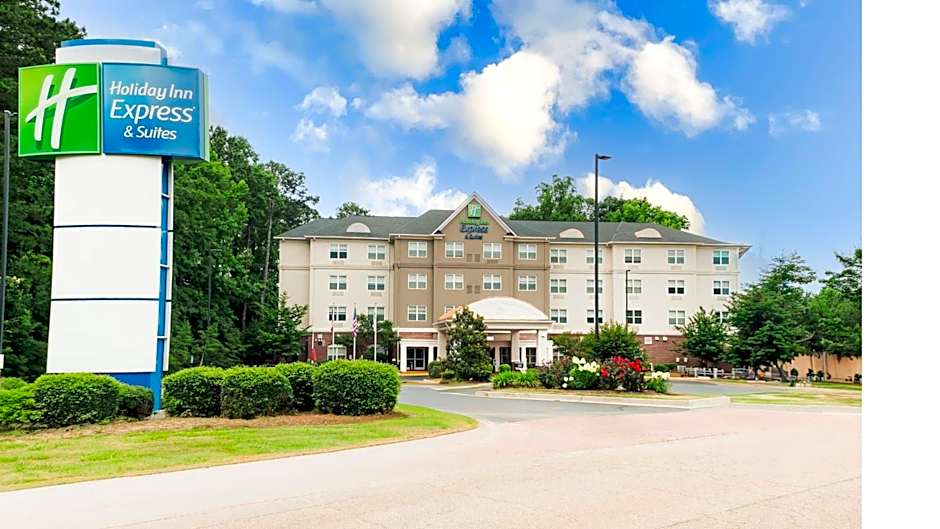 Holiday Inn Express Hotel & Suites Lagrange I-85 By IHG