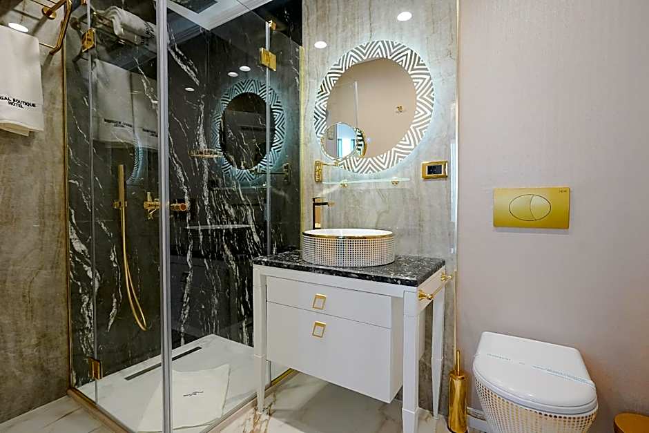 W Regal Boutique Hotel&Spa