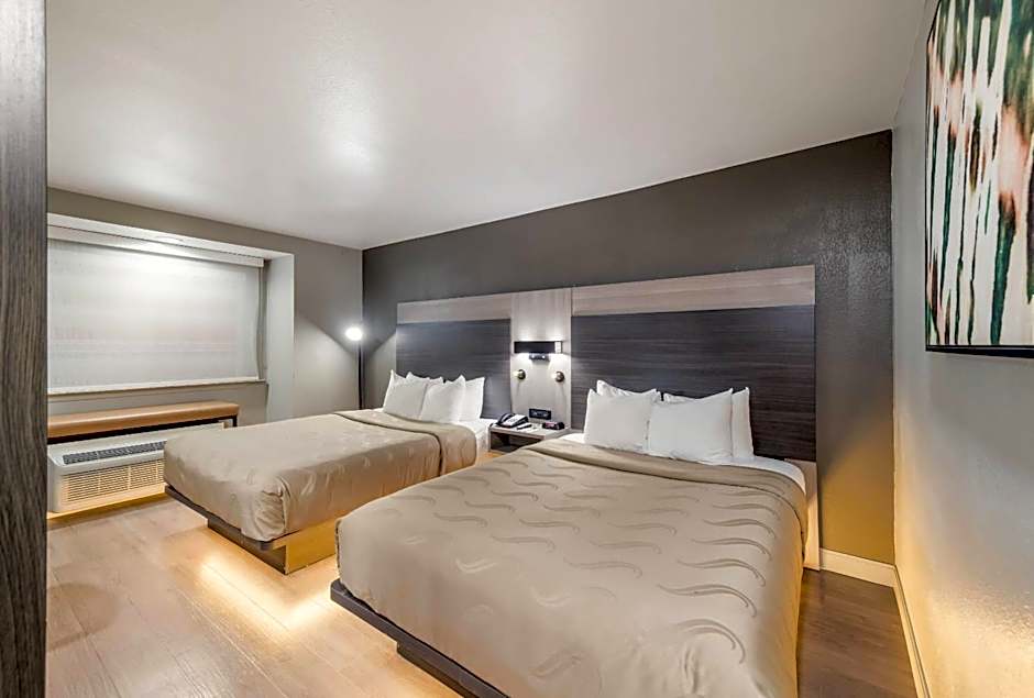 Quality Inn & Suites North Mesquite I-30