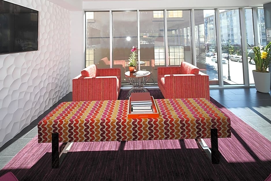 Lexen Hotel - Hollywood
