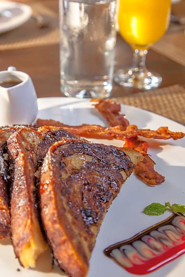 X'tan Ha- The Waterfront