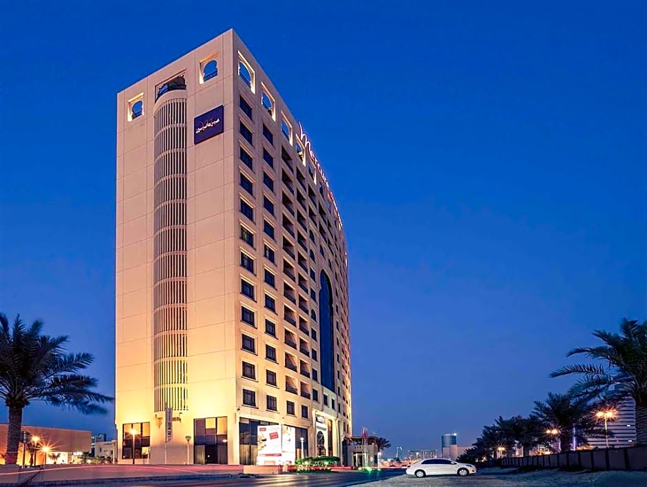 Mercure Grand Hotel Seef Hotel