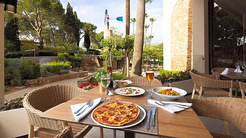 Protur Safari Park Aparthotel