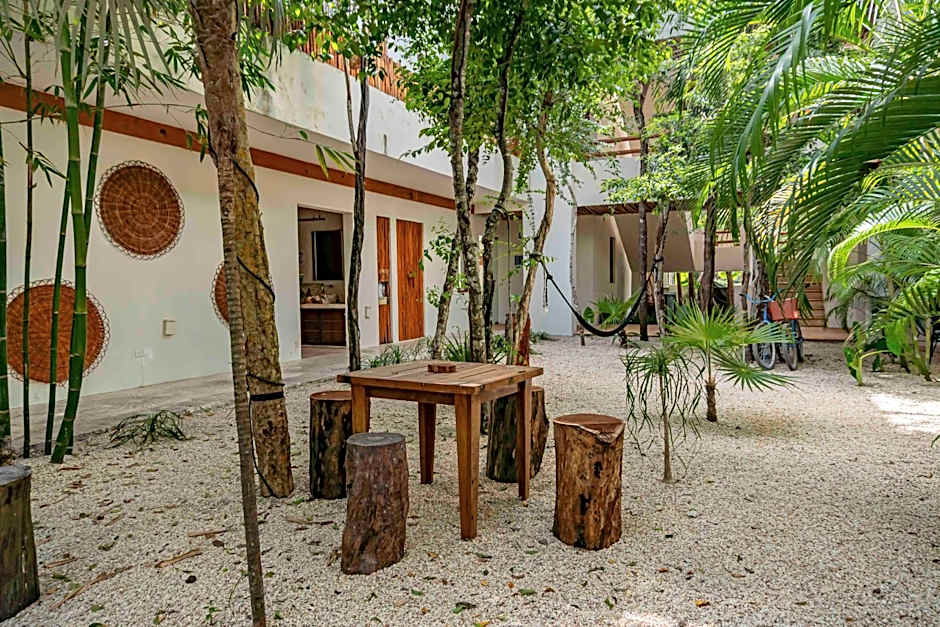 Niik Tulum