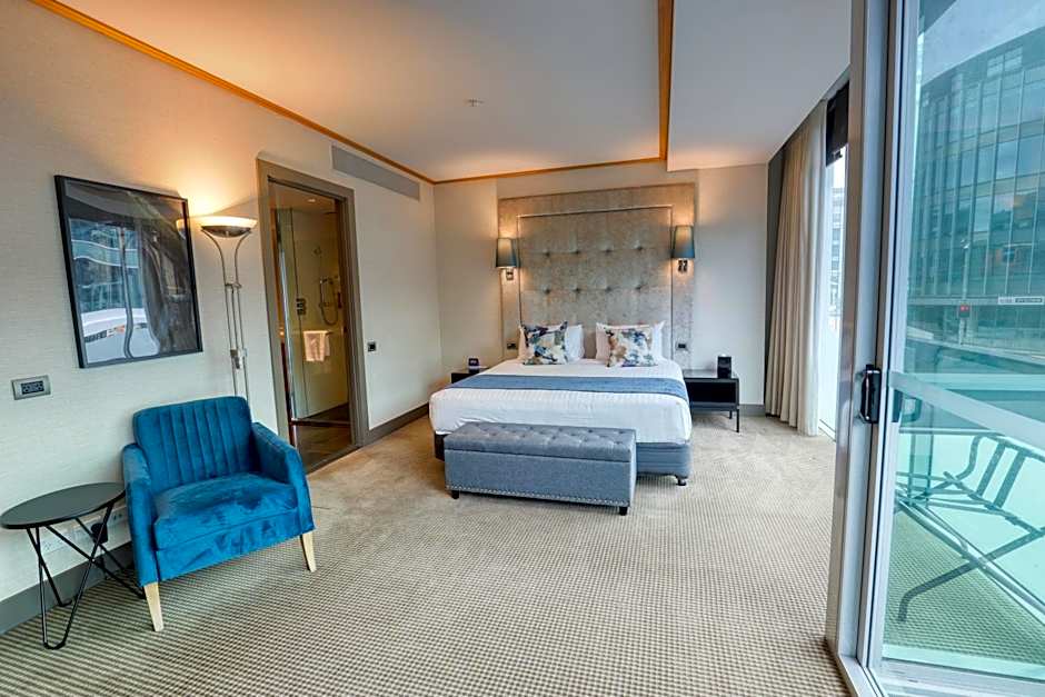 Marsden Viaduct Hotel