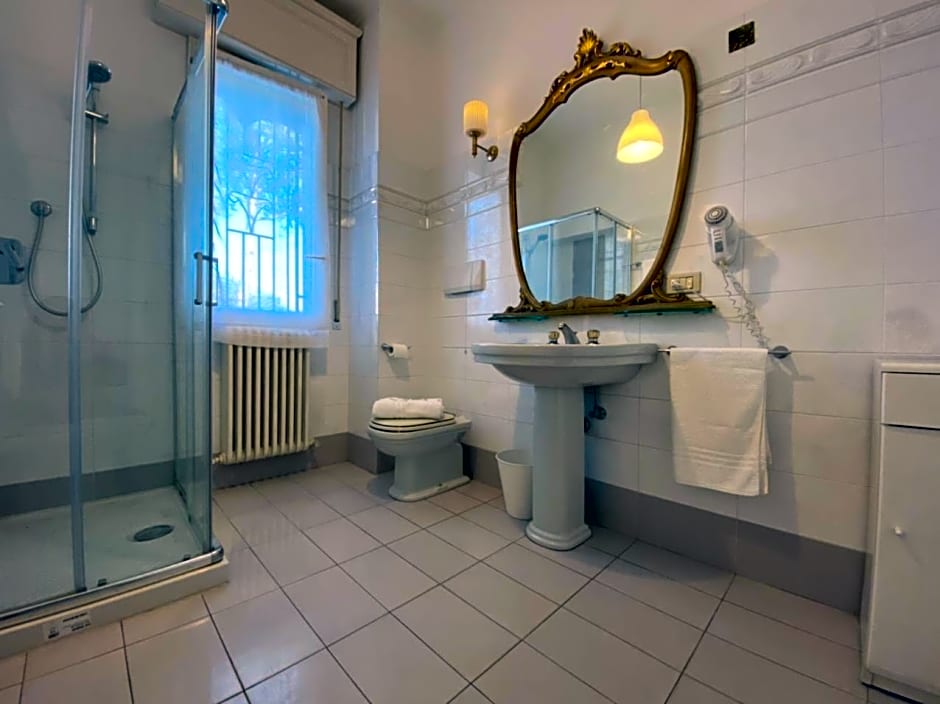 Villa Alda Suites & Rooms