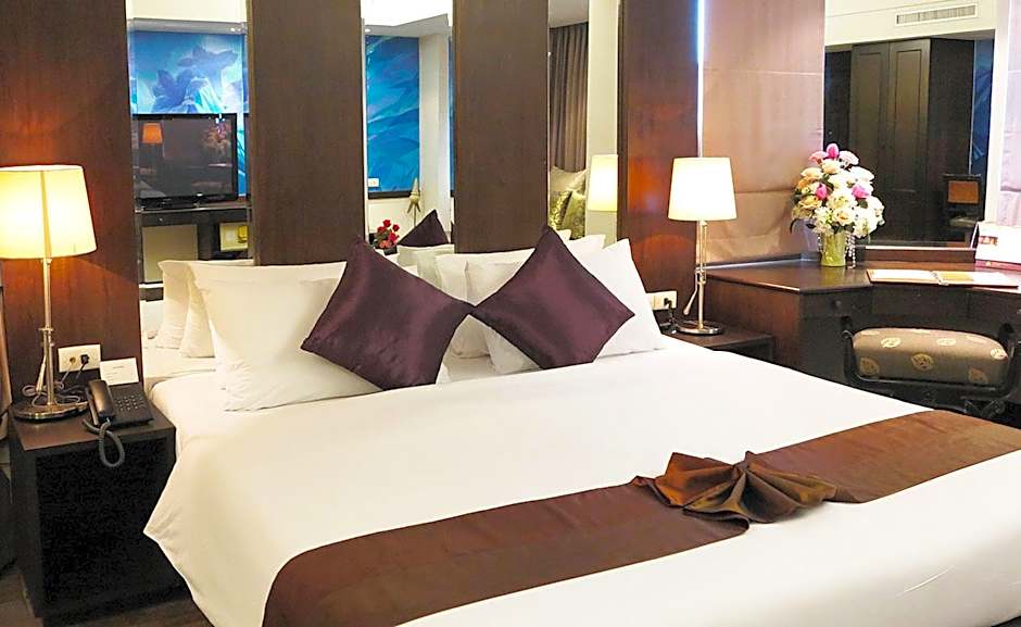 The Grand Sathorn Hotel