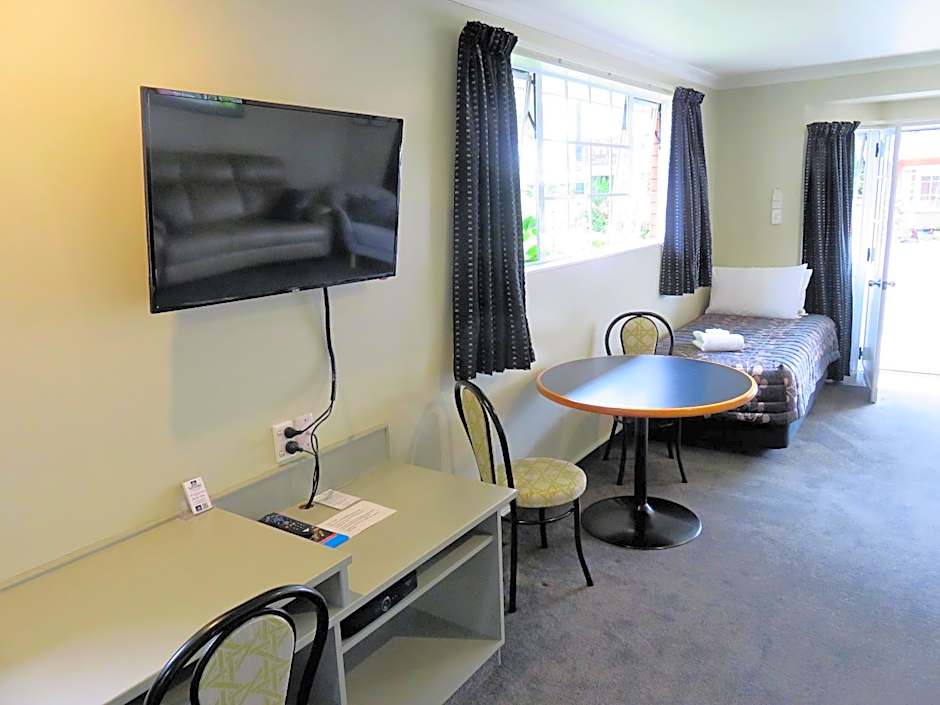 Admirals Motor Lodge