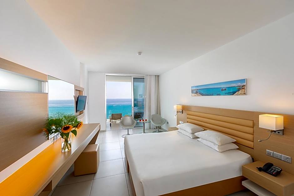 Vrissaki Beach Hotel