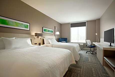 Premium Queen Room with Two Queen Beds