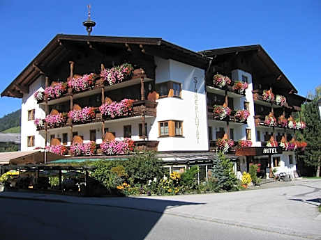 Hotel Simmerlwirt