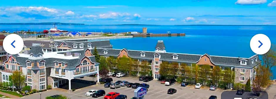 Hamilton Inn Select Beachfront Mackinaw City