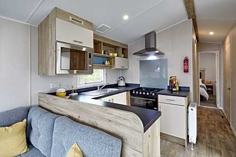 3 Bedroom Platinum Caravan