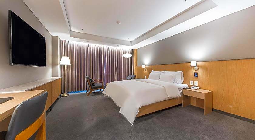 Gwangju HOUND Hotel (formerly Gwangju Washington Hotel)