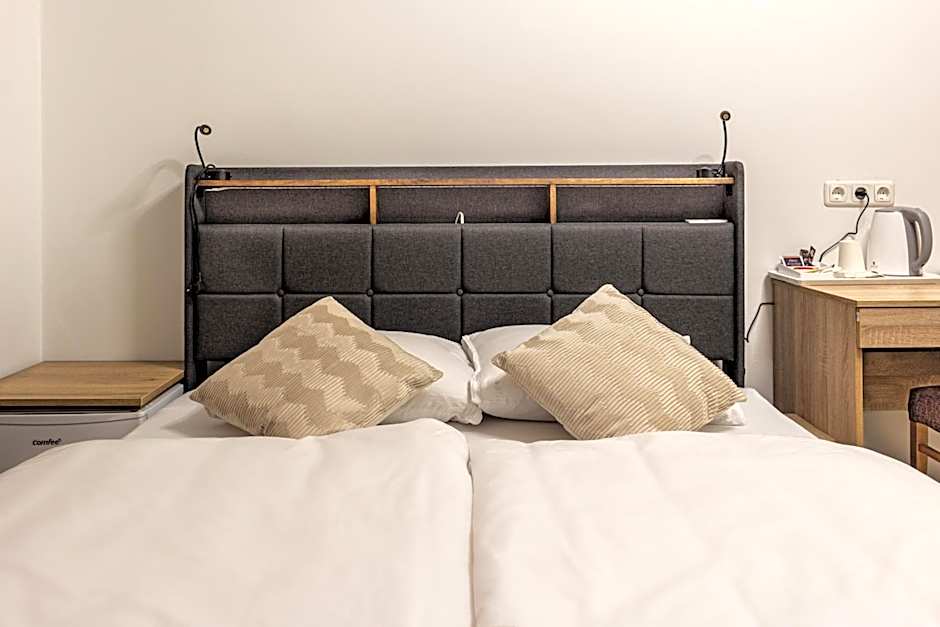 Hotel Central Linz - 24h Self-Check-in