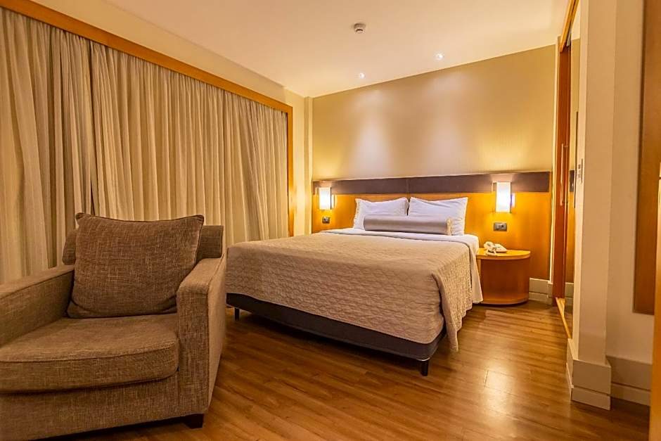 Flat particular dentro do Hotel Executive Faria Lima!