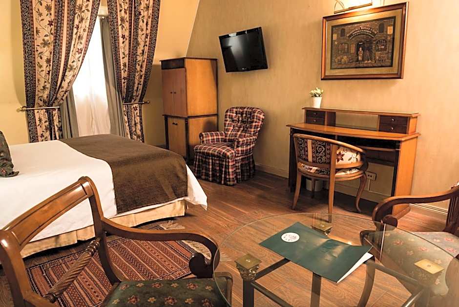Mayflower Suites
