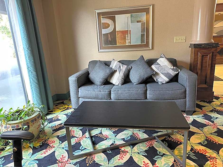 Country Inn & Suites by Radisson, Murrells Inlet, SC