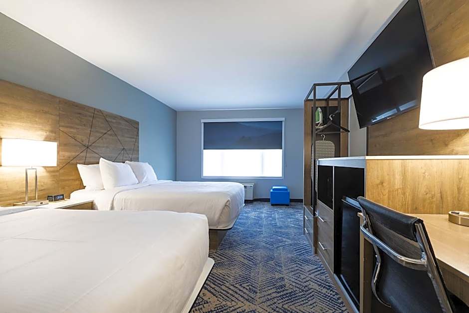 Rodeway Inn & Suites