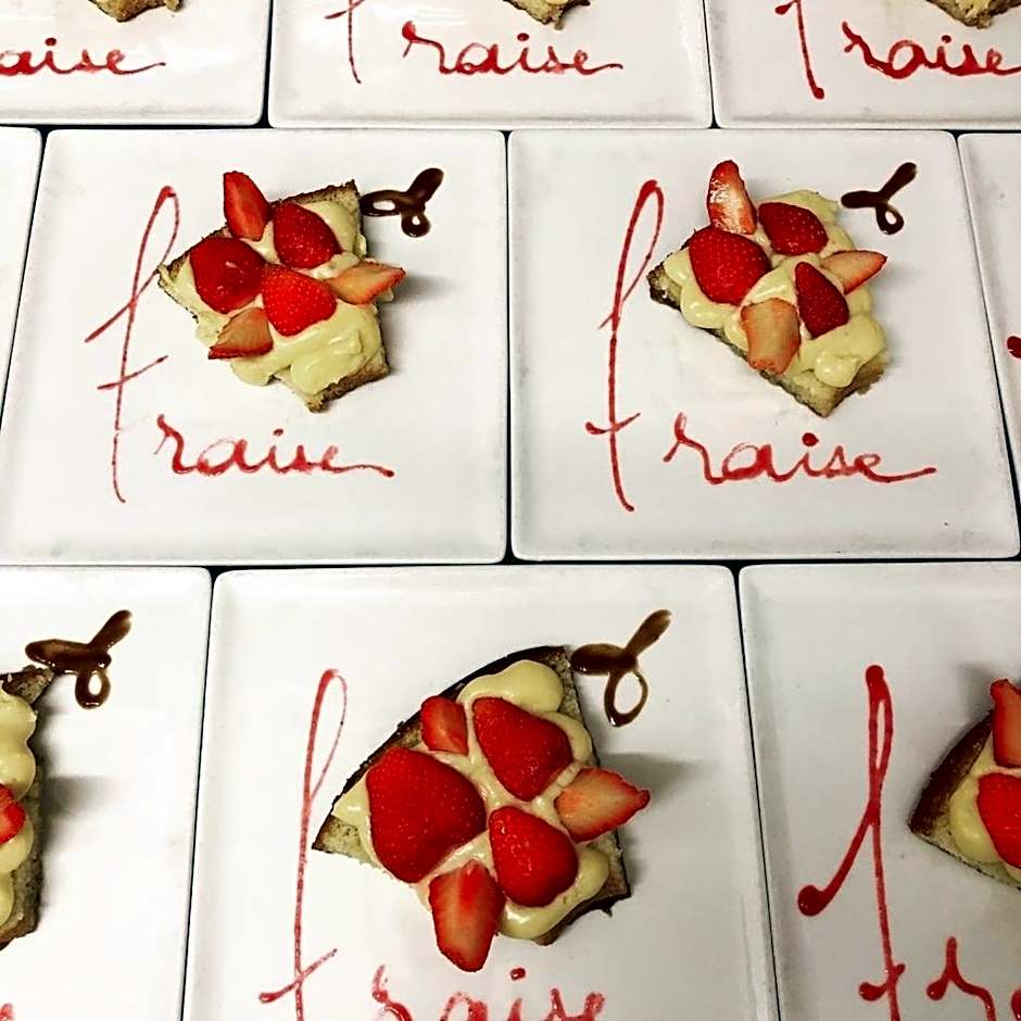 Logis Hôtel Restaurant Les Aubuns