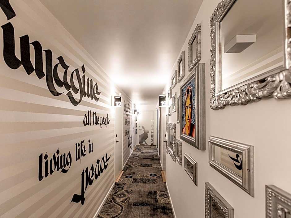 ibis Styles Lausanne Center MadHouse