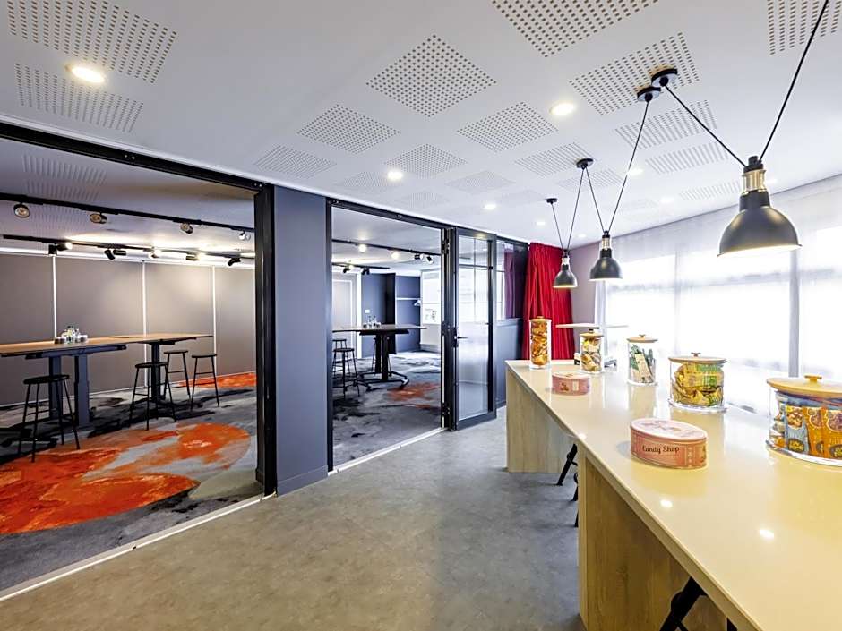 Mercure Paris Massy Gare TGV